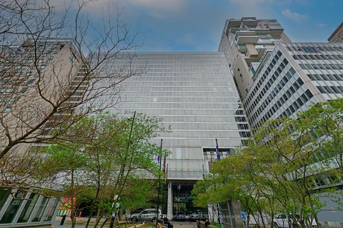 1703-110 Bloor St W, Toronto, ON, M5S2W7 | Card Image