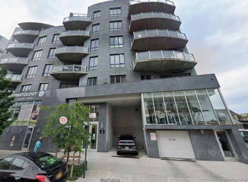 2b-37 W End Ave, New York, NY, 10023-7801 | Card Image