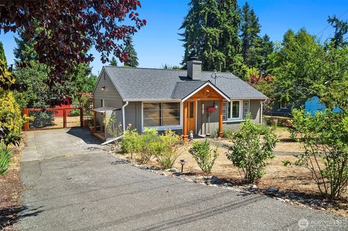 23107 52nd Ave W, Mountlake Terrace, WA, 98043-4814 | Card Image