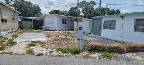 25-4715 67th St N, ST PETERSBURG, FL, 33709-2927 | Card Image
