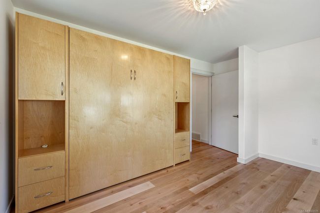 2nd bedroom | Image 18