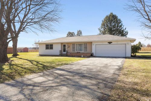 4404 N 350 E Road, Rolling Prairie, IN, 46371-9722 | Card Image