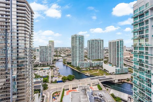 apt-3500-55 Se 6th St, Miami, FL, 33131-2572 | Card Image