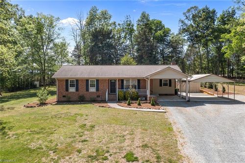 2617 Keck Dr, Burlington, NC, 27215-8886 | Card Image