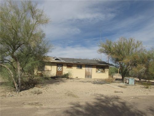 3815 1st Ave, Yucca, AZ, 86438 | Card Image