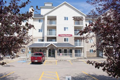 209-11230 104 Ave, Grande Prairie, AB, T8V0P3 | Card Image