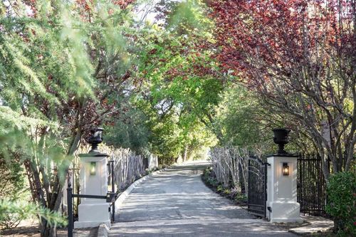 27210 Ohlone Ln, Los Altos, CA, 94022 | Card Image