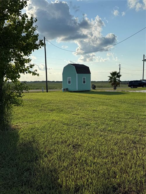 133 County Road 299, Sargent, TX, 77414-5467 | Card Image