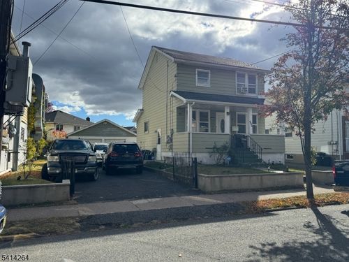 492 Westminster Pl, Lodi, NJ, 07644-1221 | Card Image