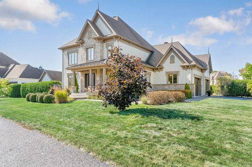 68 Rue Des Trois-Manoirs, Lévis, QC, G6Z7R7 | Card Image