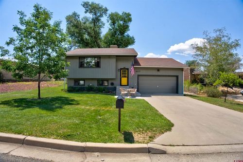 907 N Chestnut St, Cortez, CO, 81321-2013 | Card Image