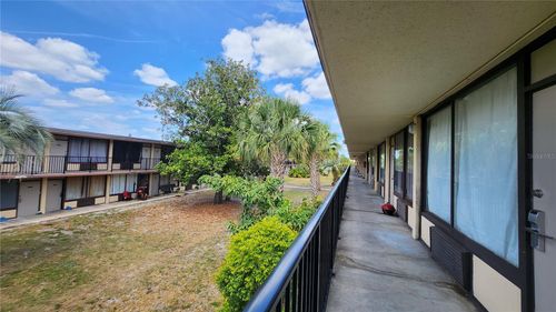 2058-7900 Orange Blossom Trl, ORLANDO, FL, 32809-6910 | Card Image