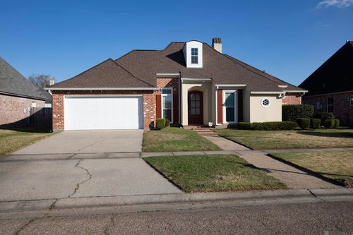 732 Troutbeck Dr, Baton Rouge, LA, 70810-0900 | Card Image