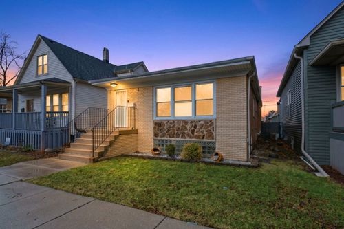 2951 N Rutherford Ave, Chicago, IL, 60634-4844 | Card Image