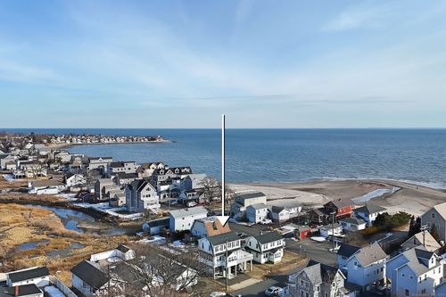 7 Orland St, Milford, CT, 06460-7458 | Card Image
