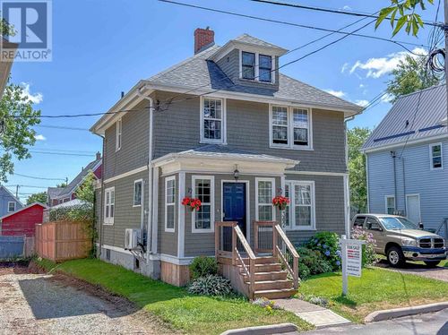 302 Richmond St, Charlottetown, PE, C1A1J9 | Card Image