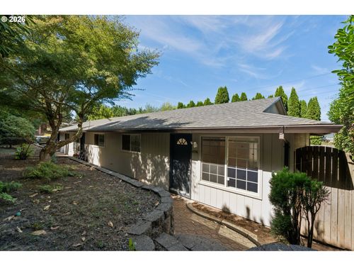 6332 Ne 45th Ave, Portland, OR, 97218-1300 | Card Image