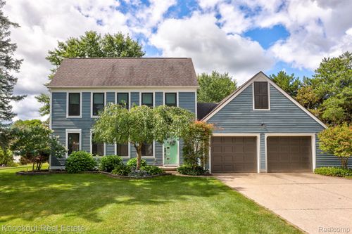 7 Rupprecht Ct, Frankenmuth, MI, 48734-9778 | Card Image