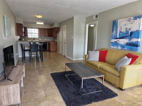 apt-a-1500 Oleander Dr, La Marque, TX, 77568-5562 | Card Image