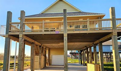 1225 Cloon Street, House other with 4 bedrooms, 3 bathrooms and null parking in Crystal Beach TX | Image 1