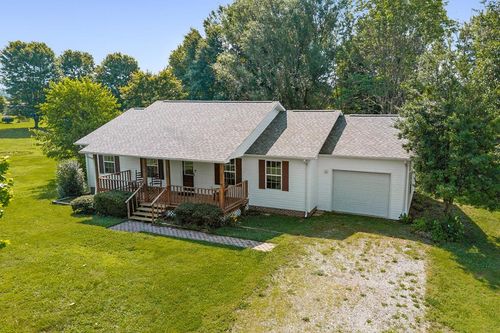 151 Cullom Lands Ln, Livingston, TN, 38570-6045 | Card Image