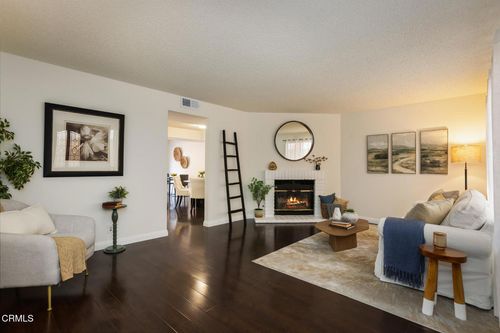 3-416 Ivy St, Glendale, CA, 91204-1277 | Card Image