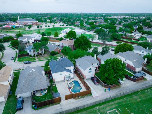 1277 Michael Ave, Lewisville, TX, 75077-3054 | Card Image