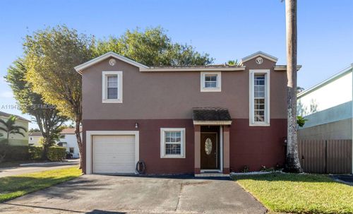 9066 Sw 147th Ct, Miami, FL, 33196-4101 | Card Image