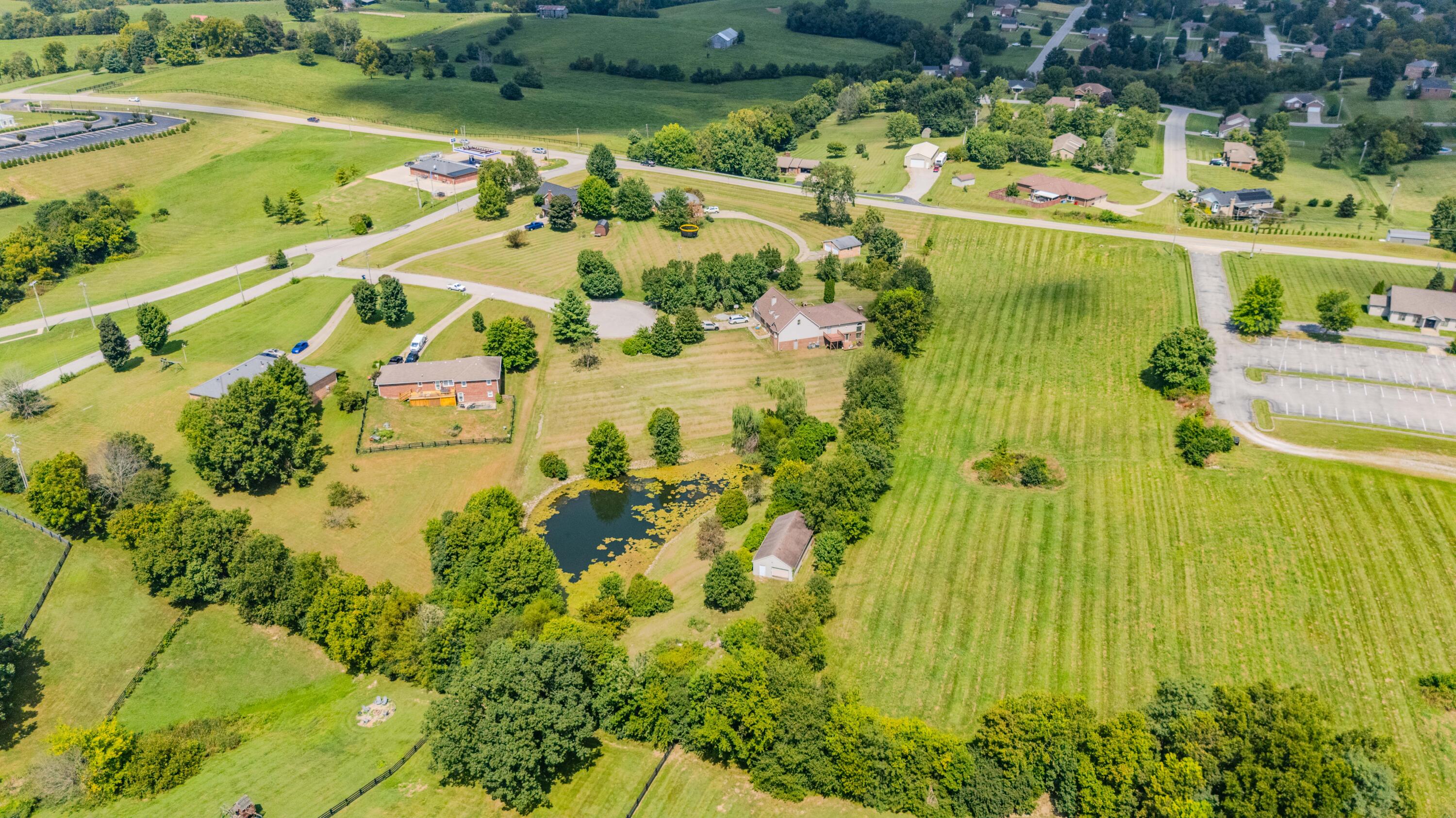 Land in Richmond 3