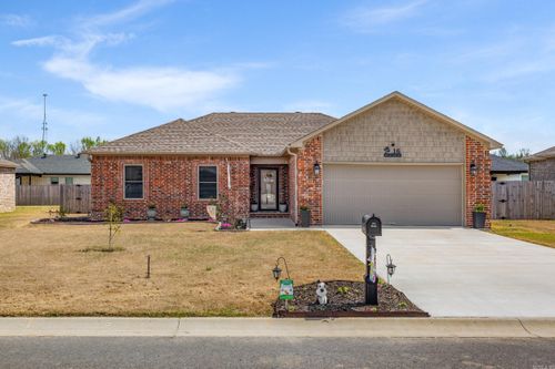 16 Doe Run Dr, Ward, AR, 72176-9635 | Card Image