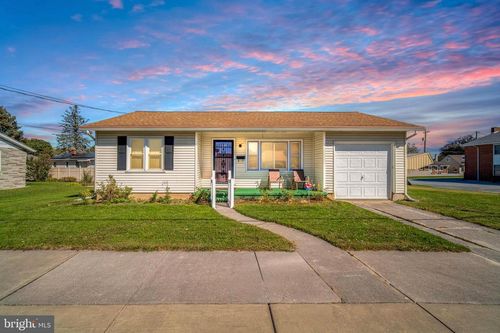 136 N Penn St, PALMYRA, PA, 17078-1836 | Card Image