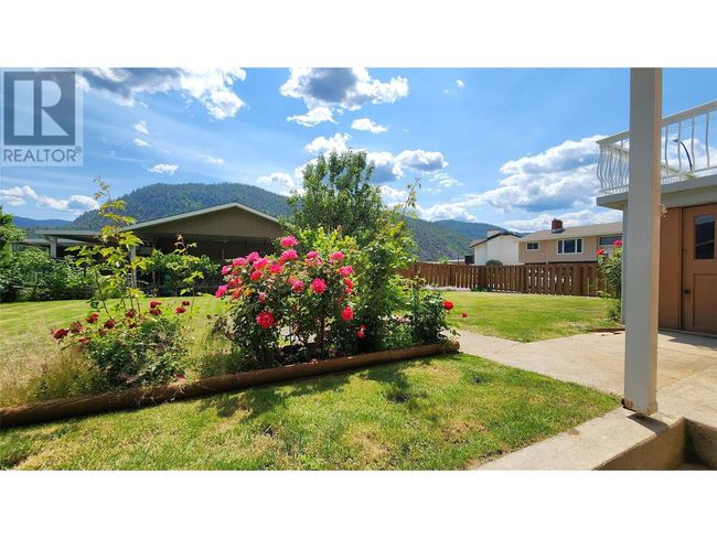 3900 Woodland Dr, House other with 3 bedrooms, 3 bathrooms and 3 parking in Trail BC | Image 45