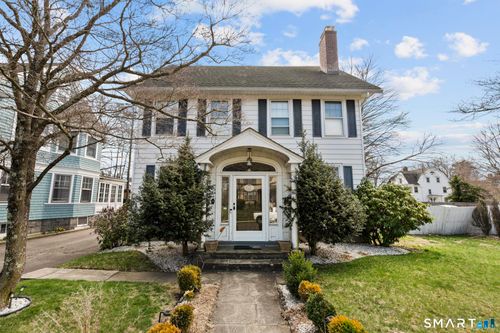 65 Brooklawn Pl, Bridgeport, CT, 06604-2117 | Card Image