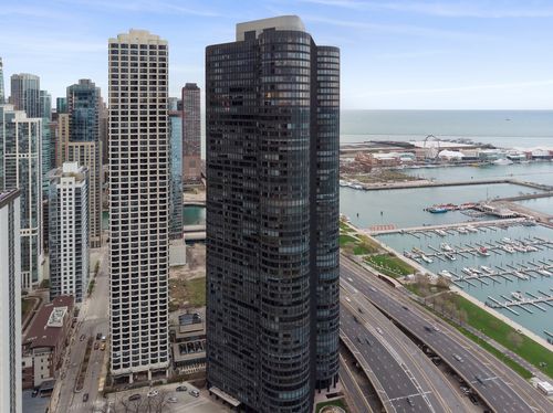 5407-155 N Harbor Dr, Chicago, IL, 60601-7383 | Card Image