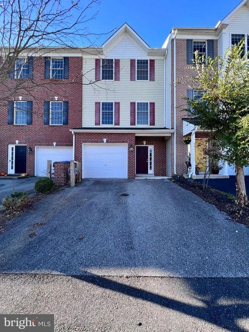 152 Pumpkin Patch Ln, HOCKESSIN, DE, 19707-8942 | Card Image