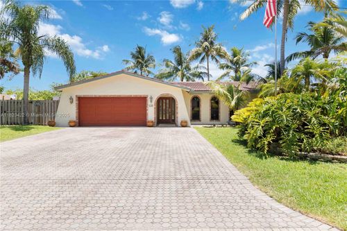 134 E Palm Dr, Margate, FL, 33063-4549 | Card Image