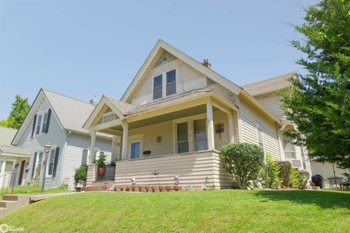 906 S 9th St, Burlington, IA, 52601-5904 | Card Image