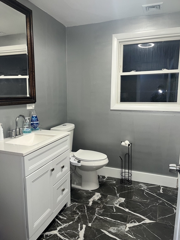 Residential Lease in Newton 3