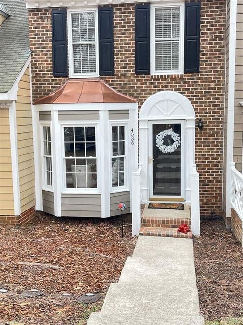 4536 Hamptonshire Dr, Raleigh, NC, 27613-3825 | Card Image