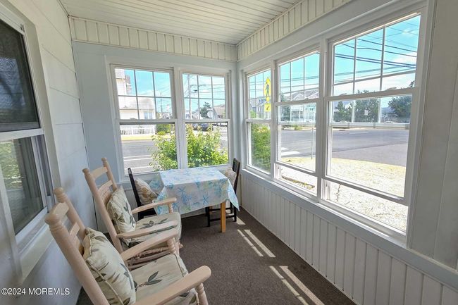 Front House - Down Unit | Image 7