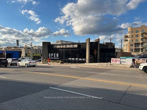 {{alt}} | Card Image