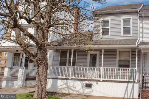 143 S Maple Street, MOUNT CARMEL, PA, 17851 | Card Image