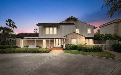 5541 Ocean Dr, Corpus Christi, TX, 78412-2749 | Card Image