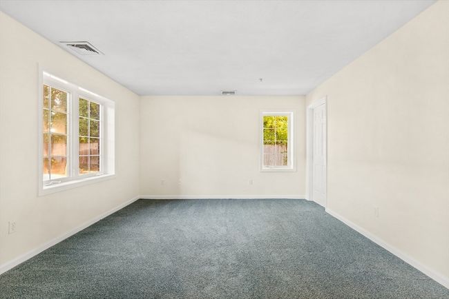 APT-20 - 7 Conant Rd, Condo with 2 bedrooms, 2 bathrooms and 1 parking in Winchester MA | Image 16