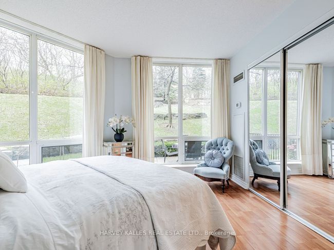 113 - 28 William Carson Cres, Condo with 2 bedrooms, 2 bathrooms and 1 parking in North York ON | Image 18