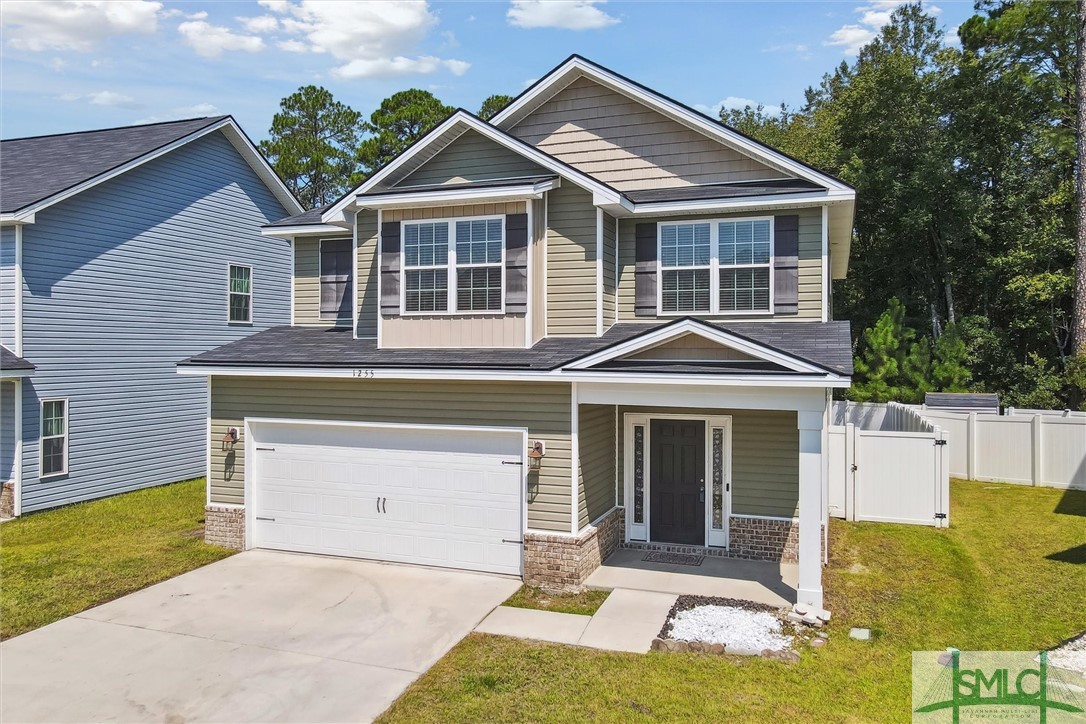 Cypress Fall Cir, Hinesville, GA 31313