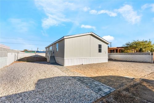 6128 Mount Mckinley Ave, Las Vegas, NV, 89156-5806 | Card Image