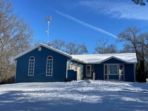 8475 Idyllview Ave, Sparta, WI, 54656-3617 | Card Image