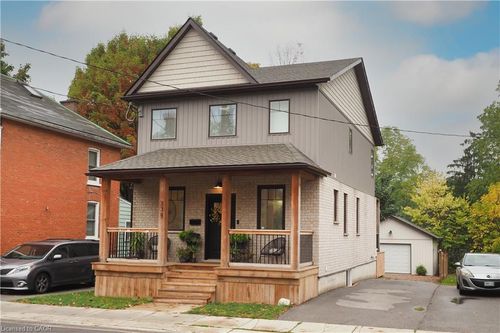 238 Eagle St S, Cambridge, ON, N3H1E4 | Card Image