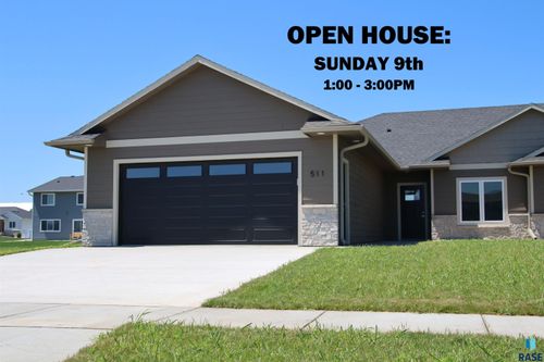 511 Bunyan Dr Drive, Harrisburg, SD, 57032-8293 | Card Image